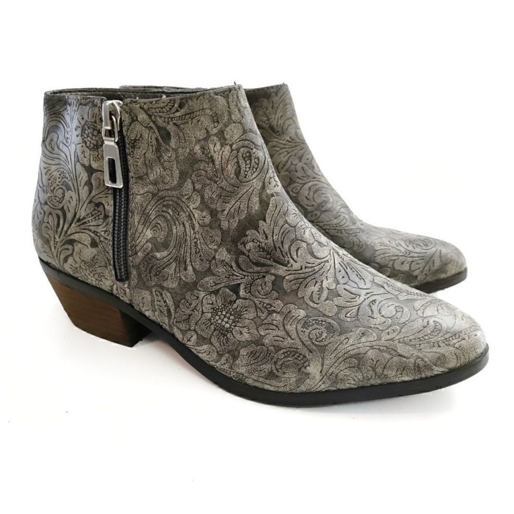 VERY VOLATILE FAIRCHILD TOOLED VEGAN SNAKESKIN PRINT ANKLE BOOTS SZ 6.5
